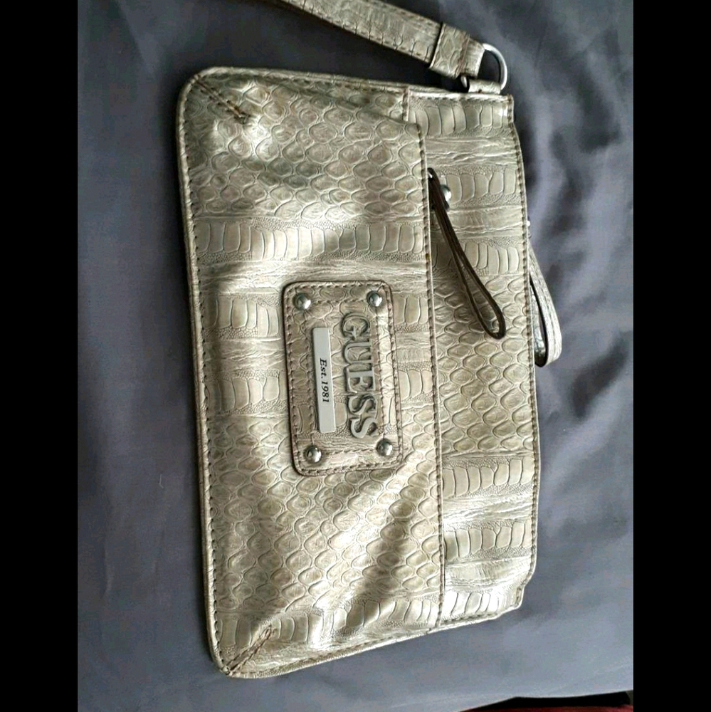Guess purse